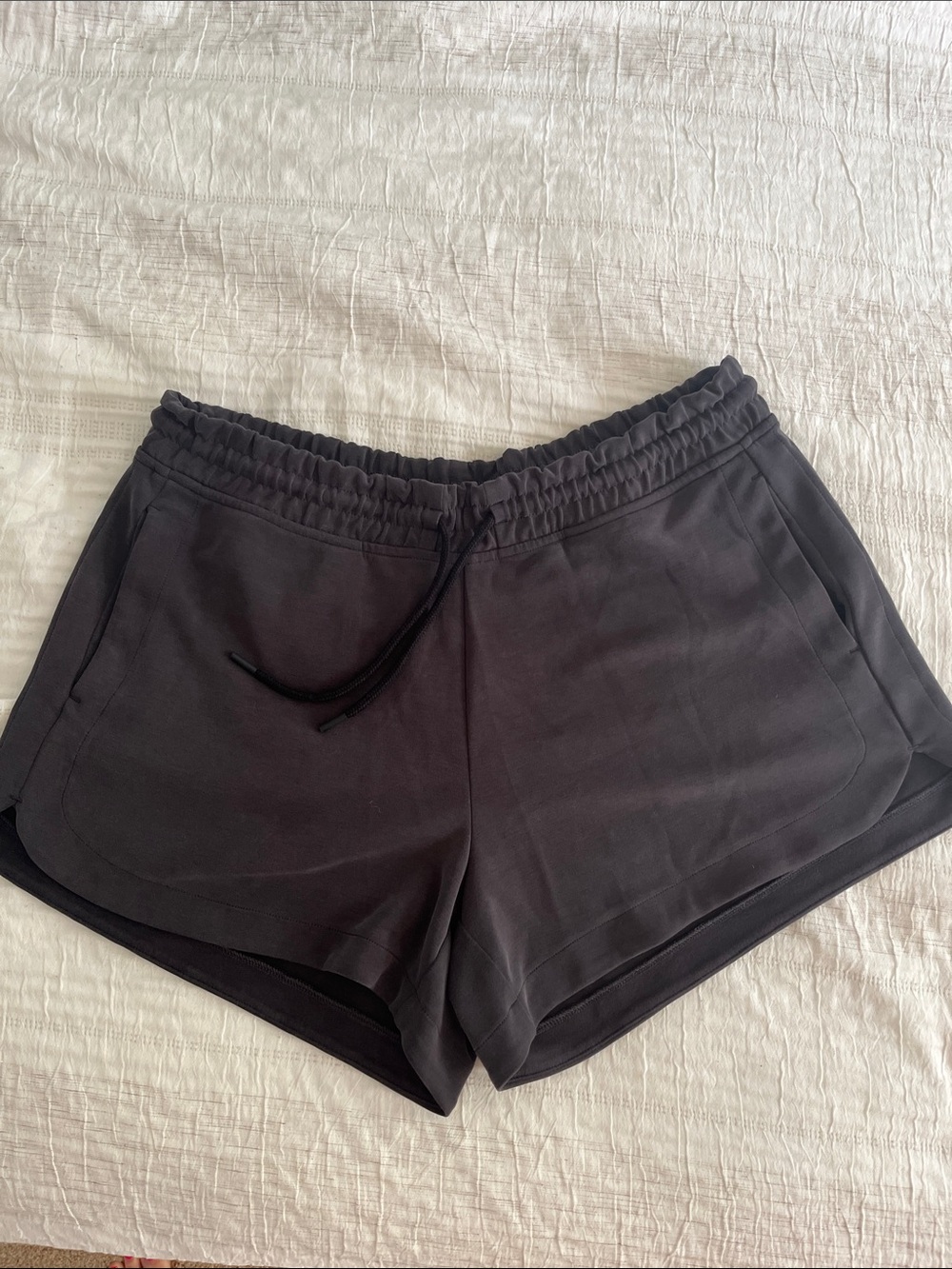 Athleta Black Elastic Waist Athletic Shorts